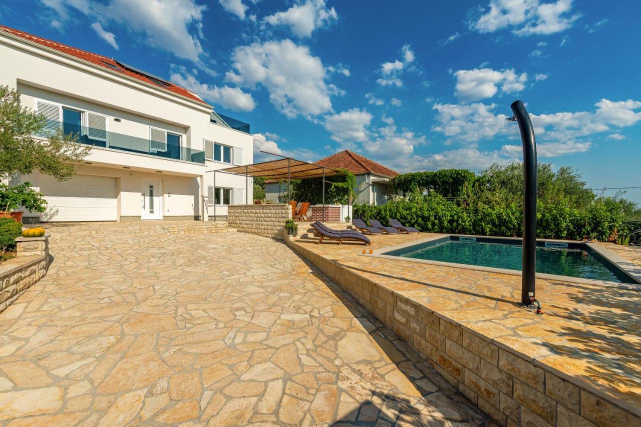 Apartments Luka & Lorena Galovac  Exterior foto